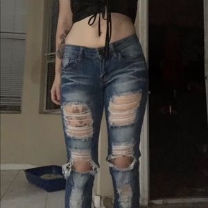 Machine ripped jeans